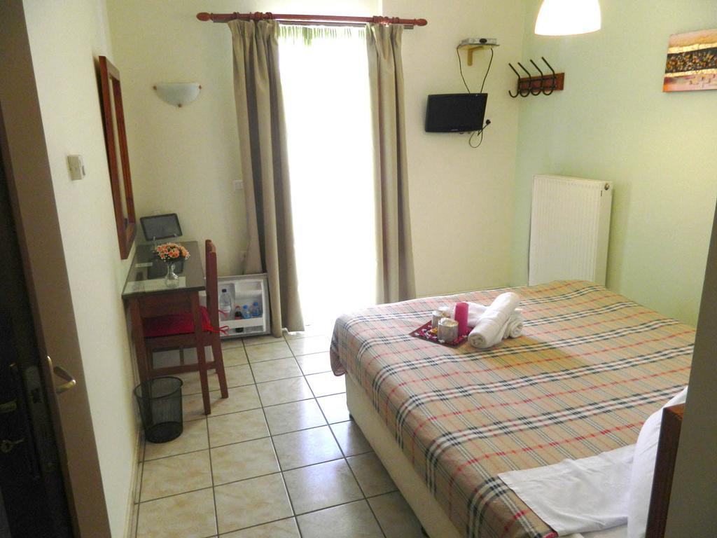Peridromos Hotel Livadeia Bilik gambar