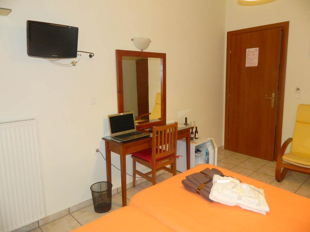 Peridromos Hotel Livadeia Bilik gambar
